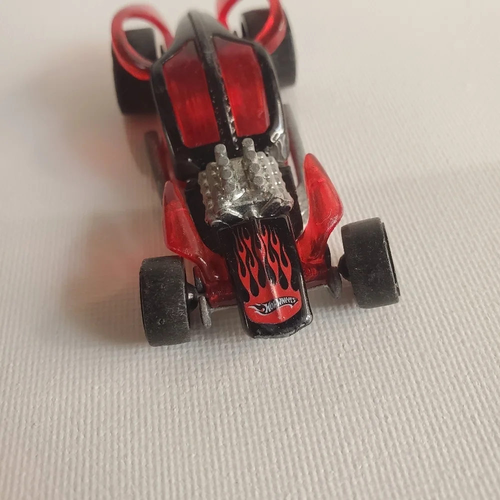 Vintage 2001 Hot Wheel